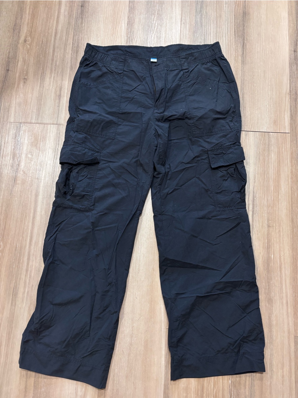 Old Navy Black Wide Leg Light Weight Cargo Pants